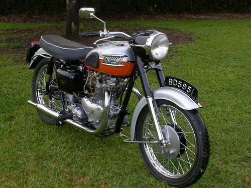 Product picture TRIUMPH TROPHY T100 FACTORY REPAIR MANUAL 1938-1971 DOWNLOAD